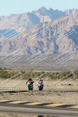 media/Dec-07-2025-CVMA (Sun) [[3e7d2de5dc]]/Race 18-Formula Twins-Formula 40 UL/